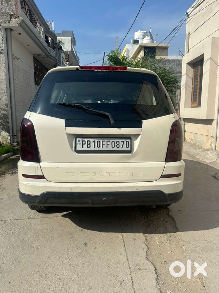 Mahindra Rexton Diesel 2013