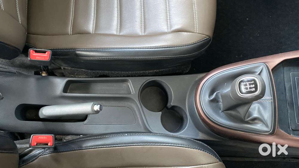 Hyundai Aura Sx (o) Manual, 2020, Petrol