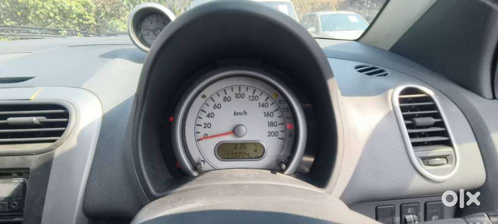 Maruti Suzuki Ritz Vxi, 2010, Petrol