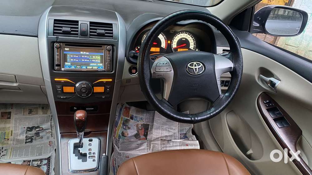 Toyota Corolla Altis G Hv At, 2011, Petrol