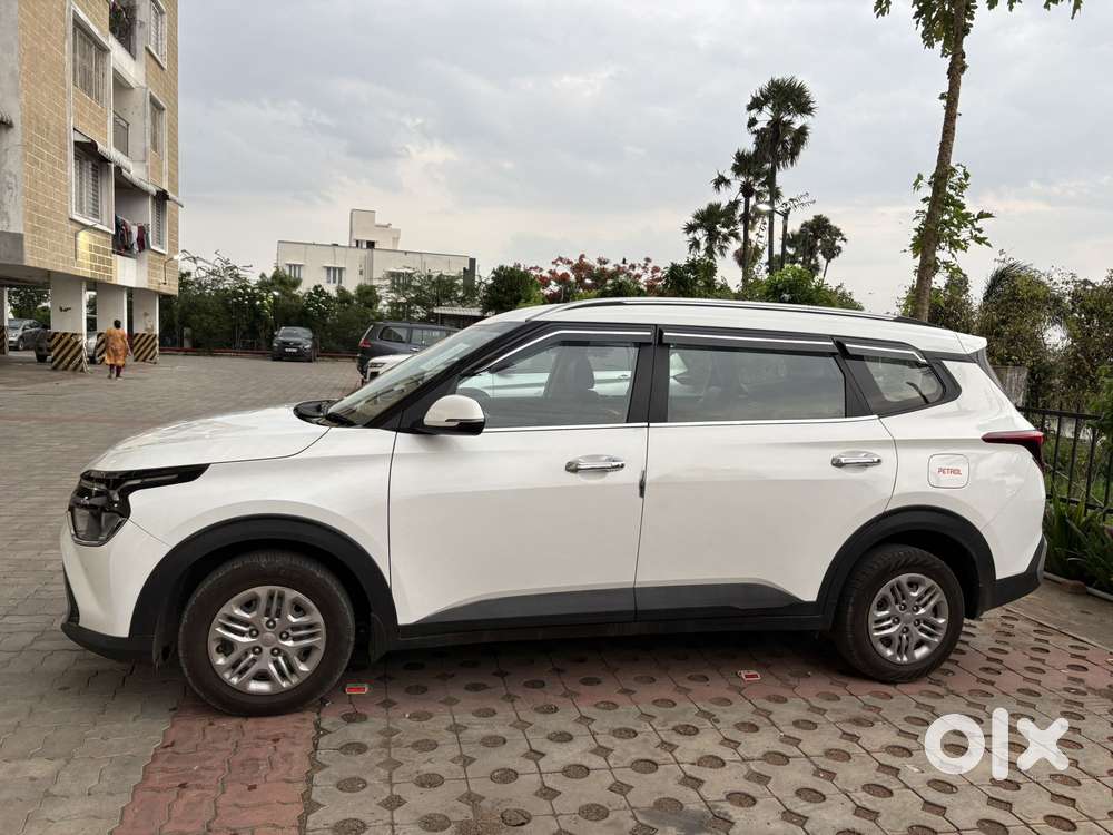 Kia Carens 1.5 Prestige 7 Str, 2024, Petrol