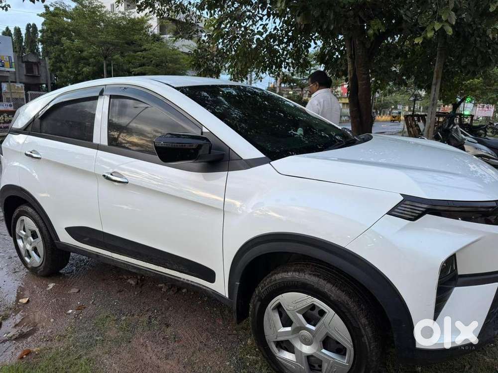 Tata Nexon Petrol Well Maintained
