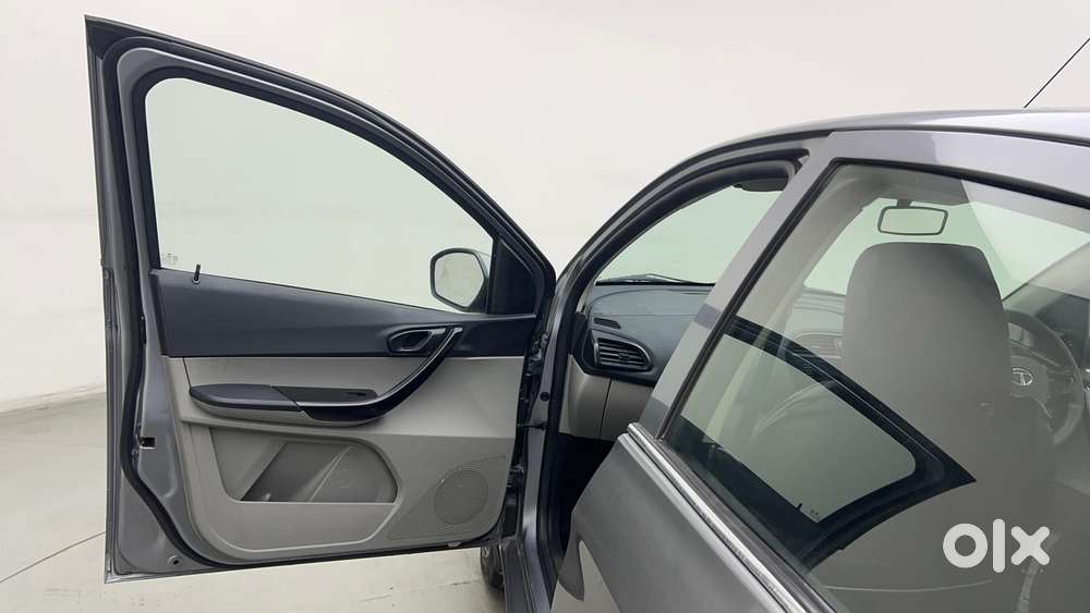 Tata Tiago Xza, 2019, Petrol