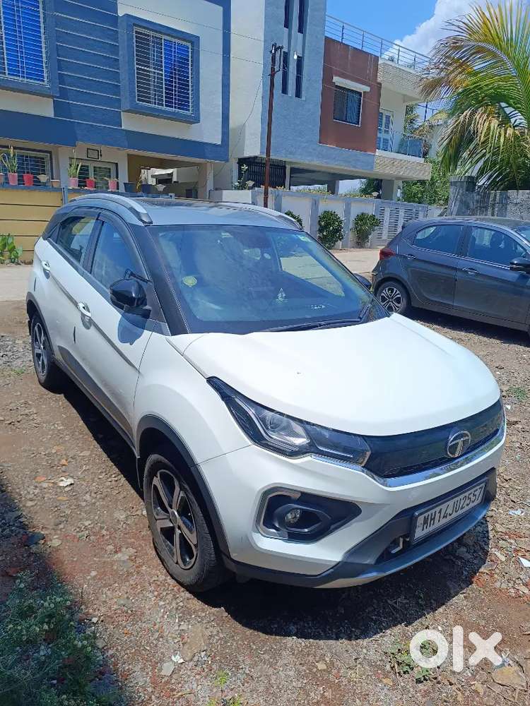 Tata Nexon 2021 Diesel Well Maintained And Nwe Tyre