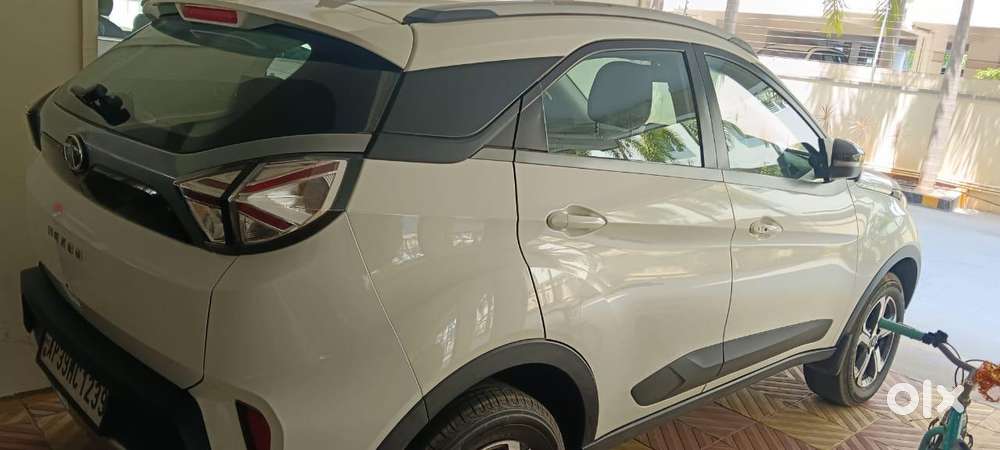 Tata Nexon 1.2 Revotron Xz Plus Premium, 2021, Petrol