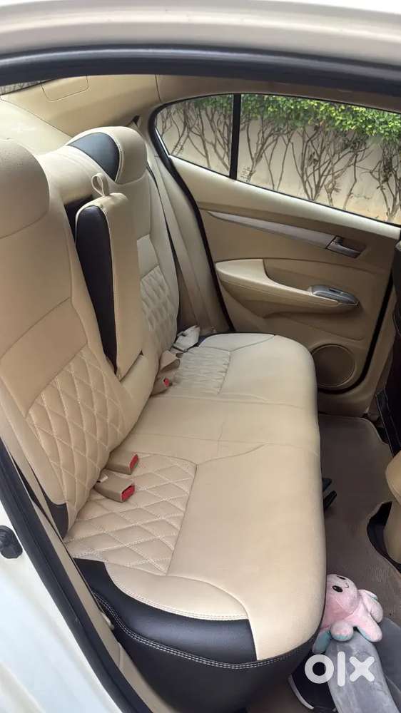 Well Maintained 2011 Honda City Company Serviced