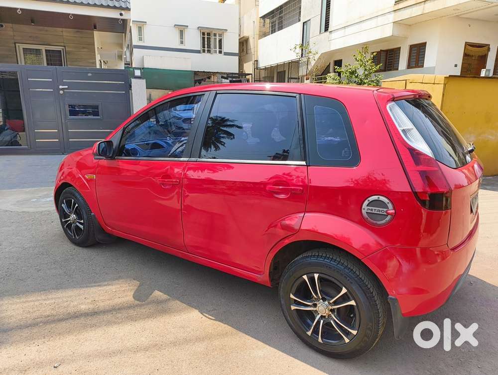Ford Figo Petrol 2011