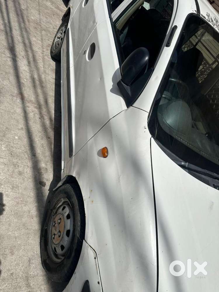 Hyundai Santro Xing 2014 Petrol 130000 Km Driven