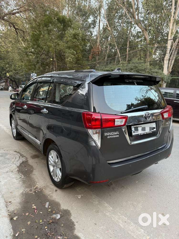 Toyota Innova Crysta 2.8z Automatic, 2018, Diesel