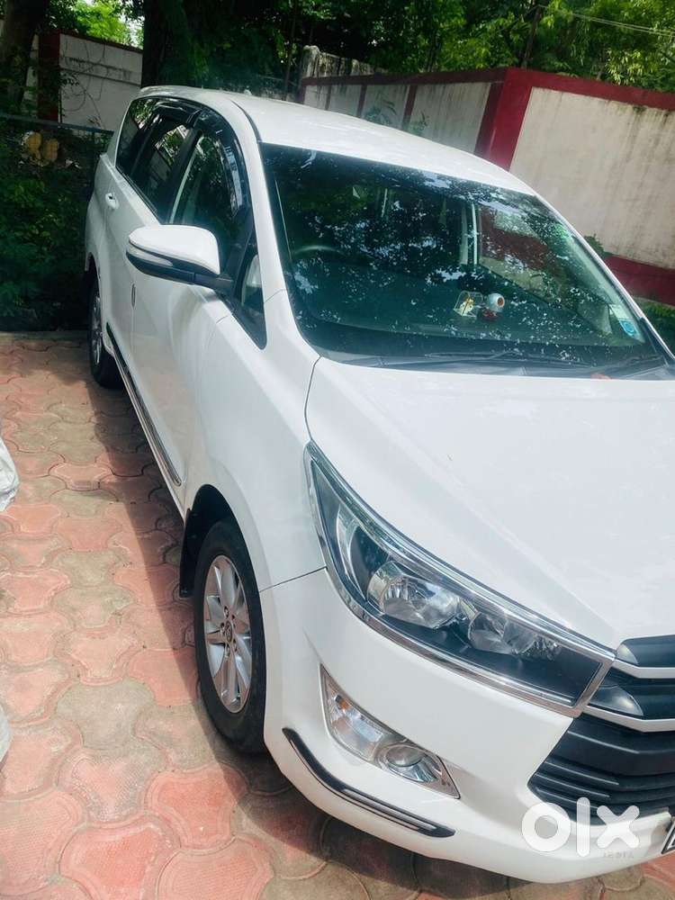 2016 Toyota Innova Crysta
