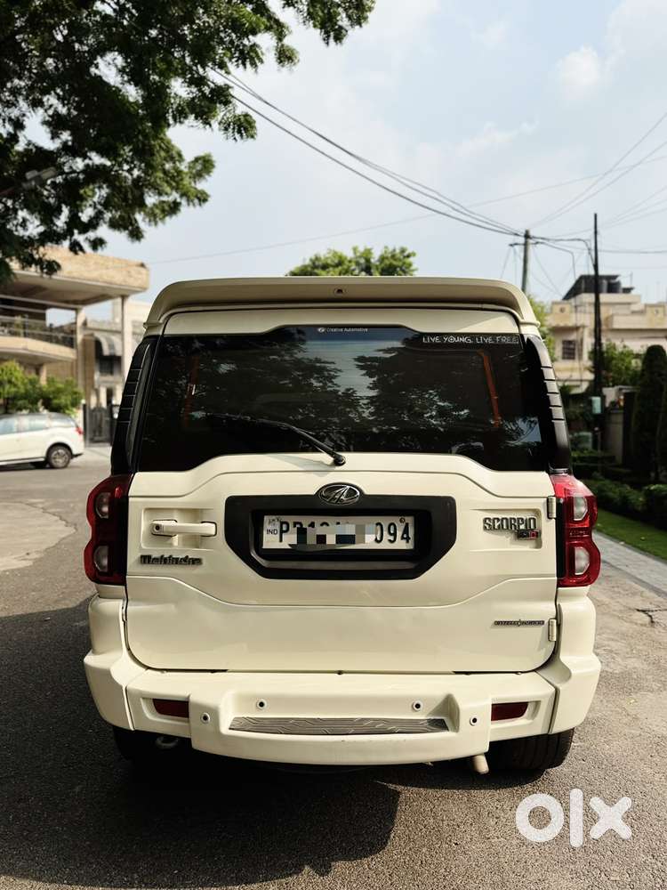 Mahindra Scorpio S10 7 Seater, 2017, Diesel