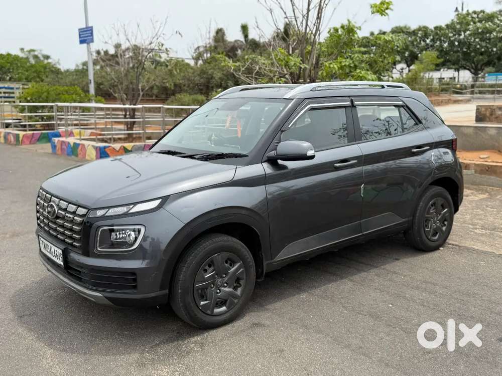 Hyundai Venue 1.2 Petrol Manual 2024
