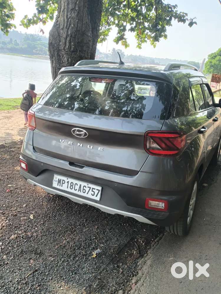 Hyundai Venue 2022 Model Petrol