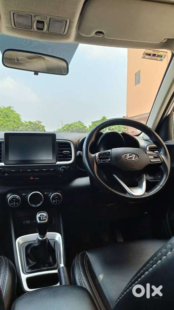 Hyundai Venue Sx Mt, 2022, Diesel