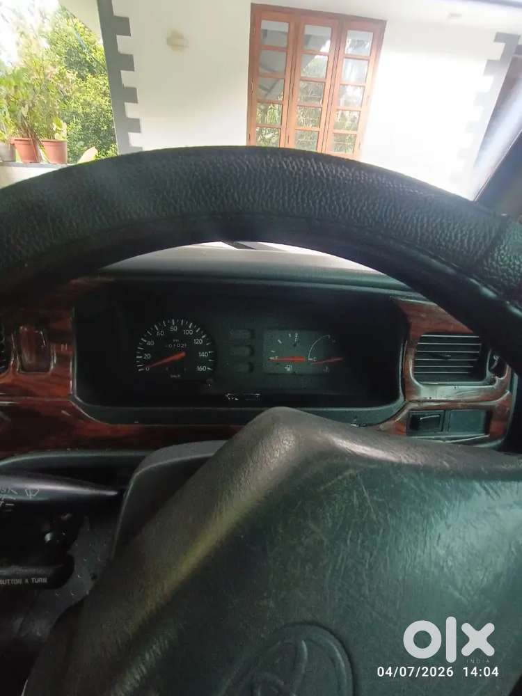 Toyota Qualis Myst L6 2004 Diesel Car