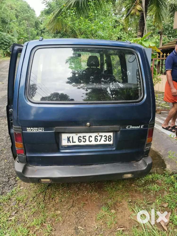 Maruti Suzuki Omni 2013