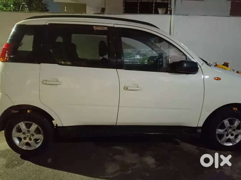 Mahindra Quanto 1.5 2013