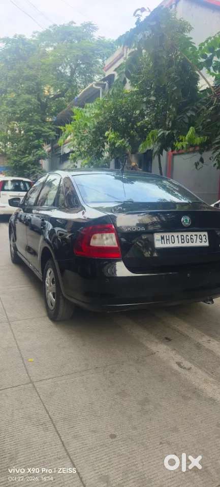 Skoda Rapid 1.6 Mpi At Ambition, 2013, Petrol
