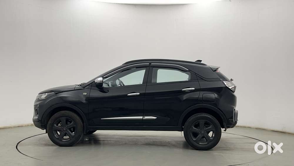 Tata Nexon 1.2 Revotron Xz Plus Hs Dark Edition, 2022, Petrol