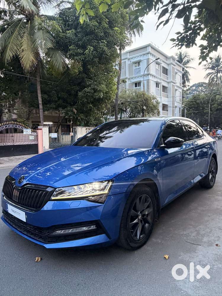Skoda Superb [2020-ongoing] 1.8 Sportline, 2022, Petrol