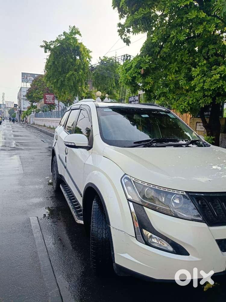 Mahindra Xuv500 2015 Diesel 98000 Km Driven