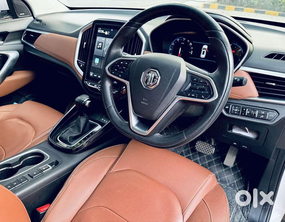 Mg Hector Plus 1.5 Sharp Turbo Cvt 6 Str, 2022, Petrol