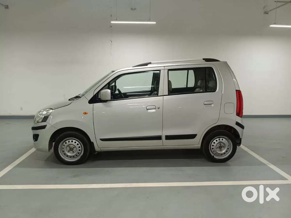 Maruti Suzuki Wagon R Vxi 1.0, 2018, Petrol
