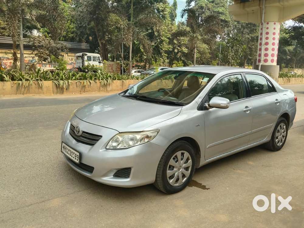 Toyota Corolla Altis 1.8 J, 2011, Petrol