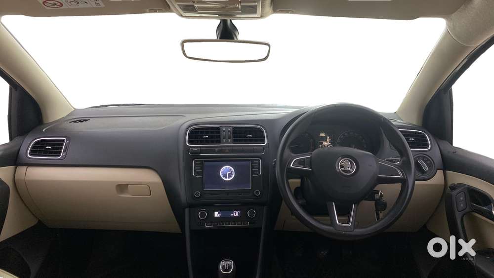 Skoda Rapid 1.6 Mpi Style, 2019, Petrol