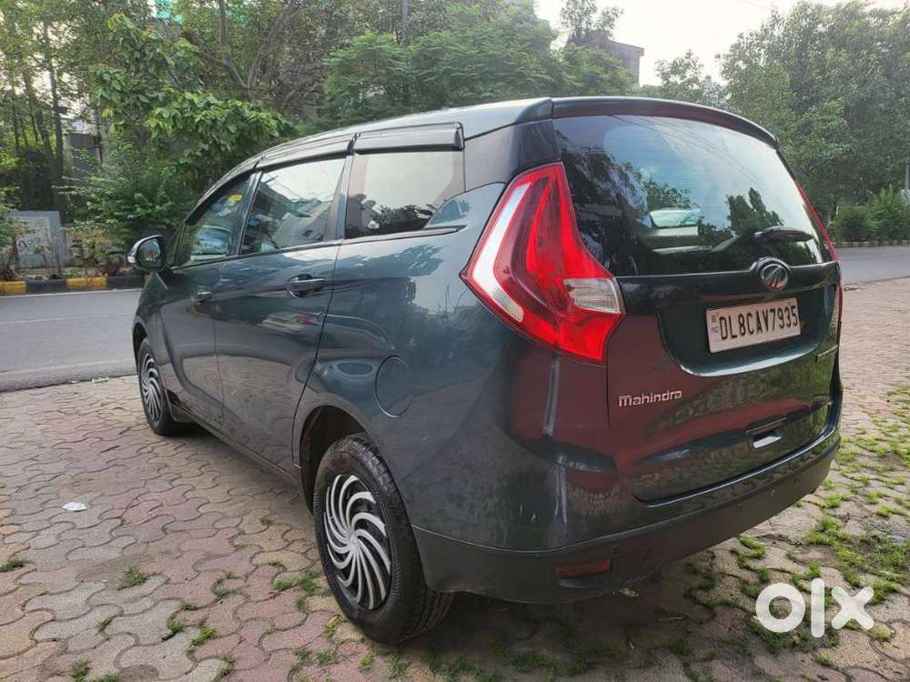 Mahindra Marazzo M4, 2018, Diesel