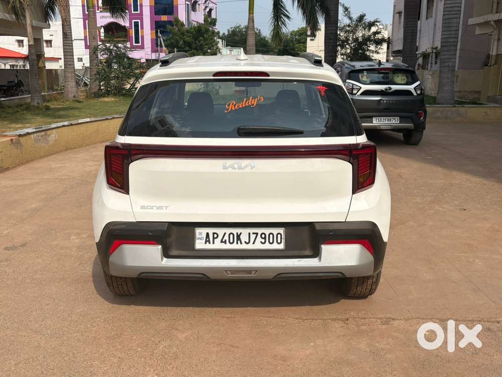 Kia Sonet Petrol 2026
