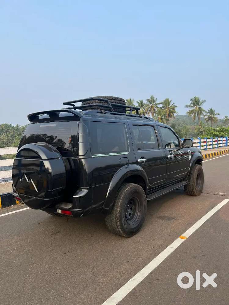 Ford Endeavour 2011 Diesel Well Maintained