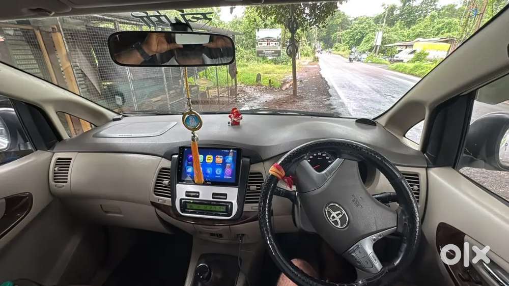 Toyota Innova Diesel 2015