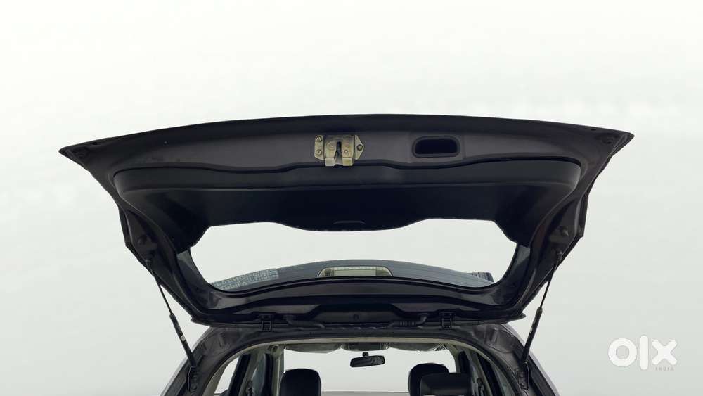 Maruti Suzuki Vitara Brezza 1.5 Zxi, 2021, Petrol