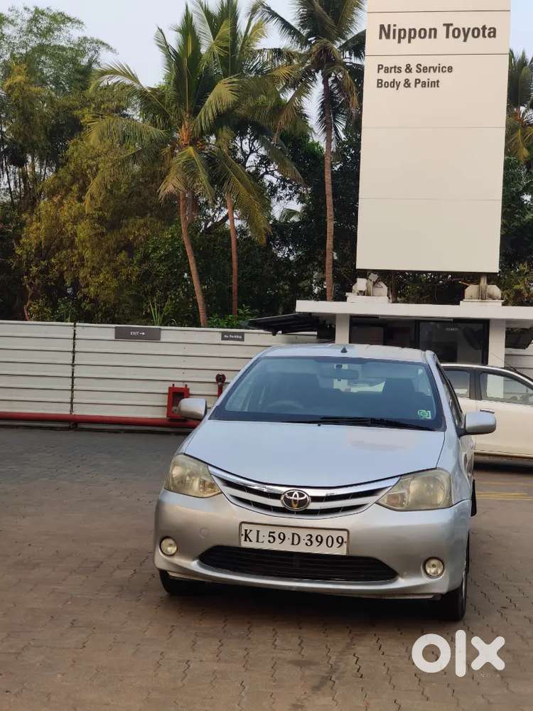 Toyota Etios Vx 2011. Sliver Colour G Option