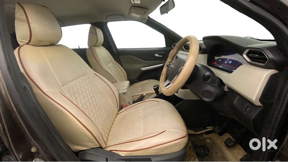 Nissan Magnite 1.0 Xv Turbo Cvt, 2021, Petrol