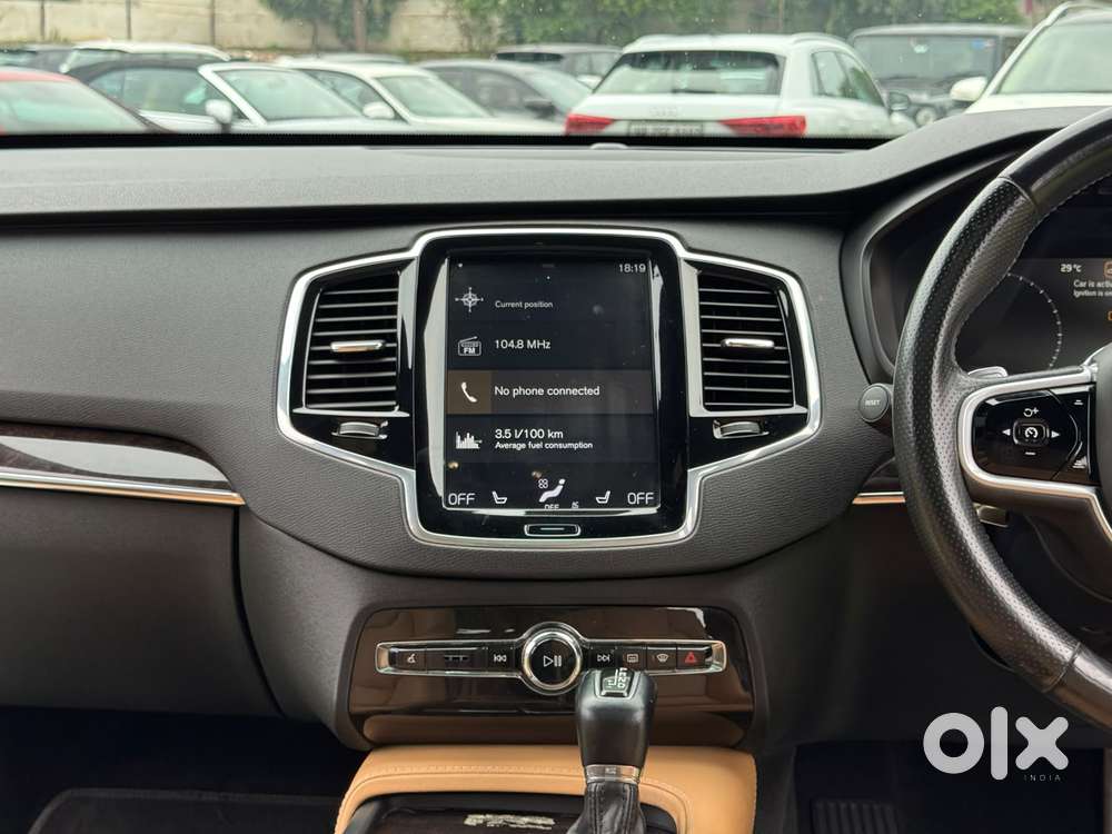 Volvo Xc90 Momentum Luxury, 2018, Petrol
