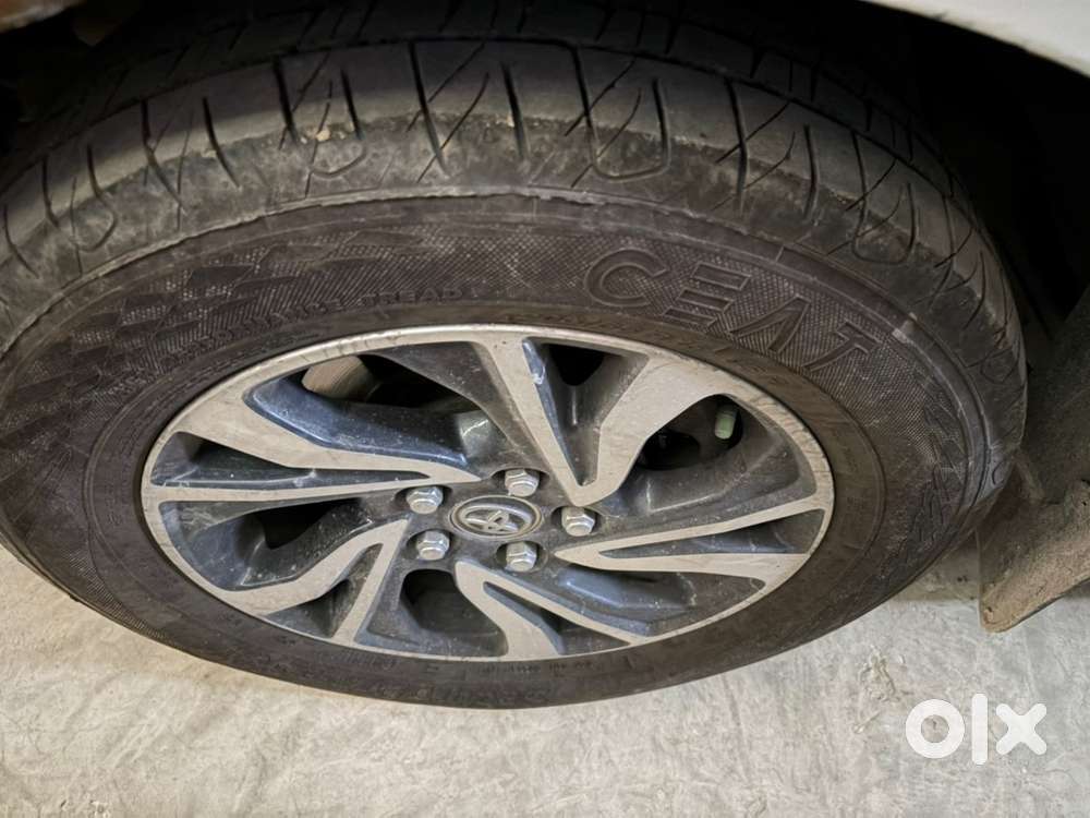 Toyota Innova Crysta 2021 Diesel Manual