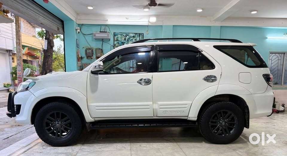 Toyota Fortuner 3.0 4x2 Mt, 2015, Diesel