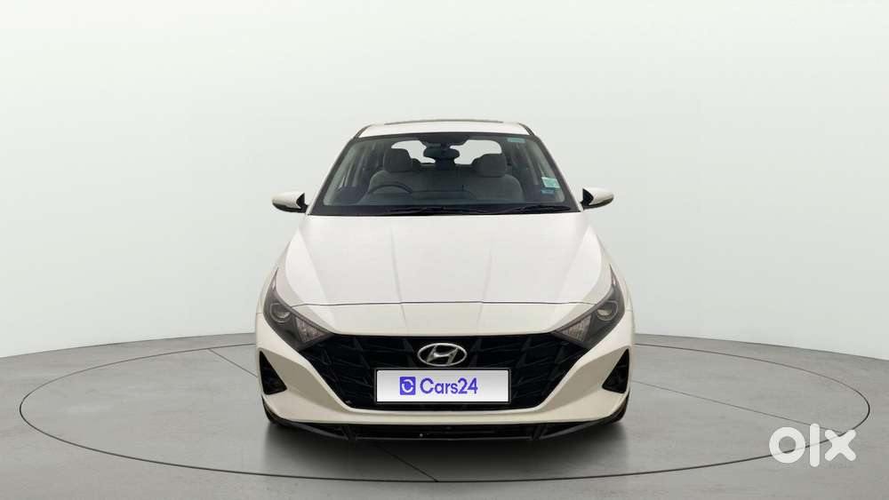 Hyundai New I20 1.2 Asta (o) Ivt, 2023, Petrol