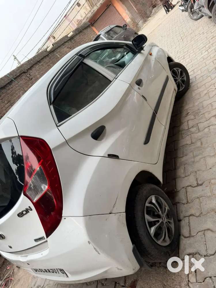 Hyundai Eon Era 2013 Manual Petrol