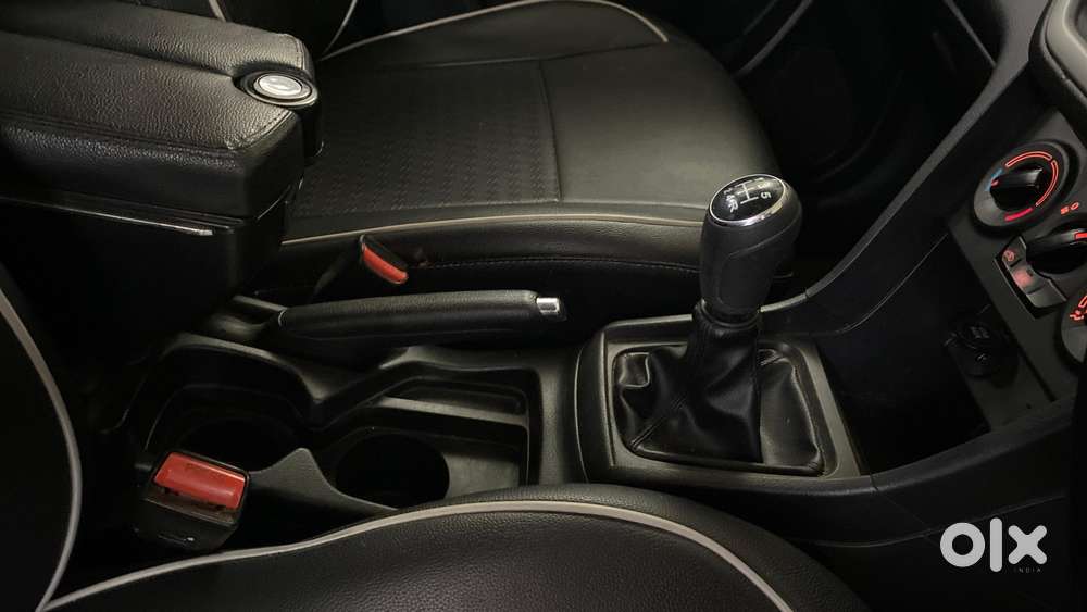 Maruti Suzuki Vitara Brezza 1.5 Lxi, 2021, Petrol