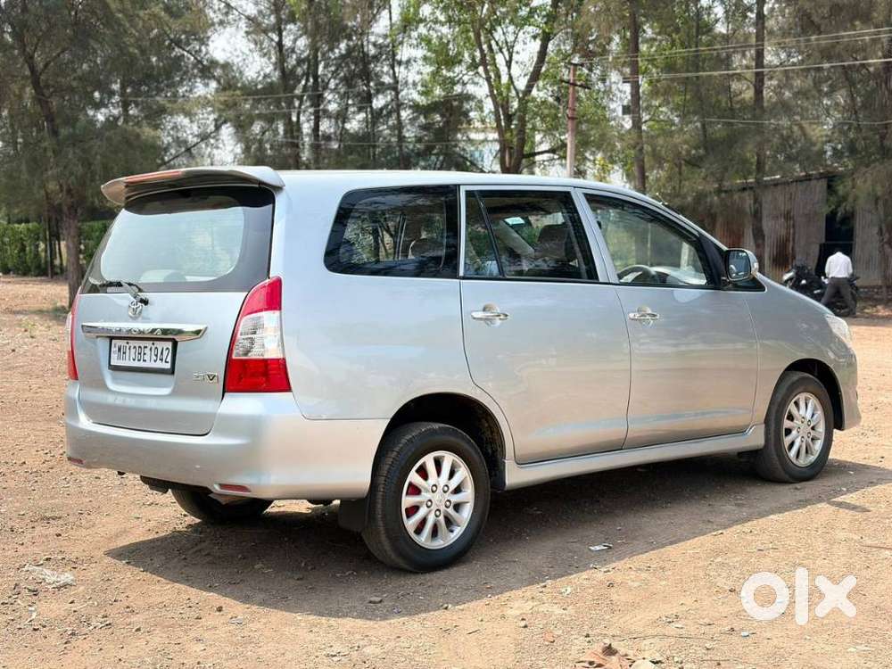 Toyota Innova 2009-2011 2.5 Vx 8 Str Bsiv, 2012, Diesel