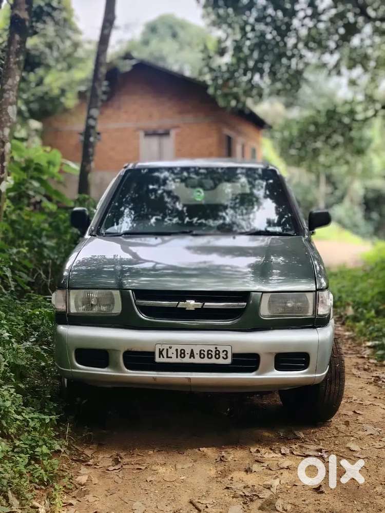 Chevrolet Tavera Elite 2004