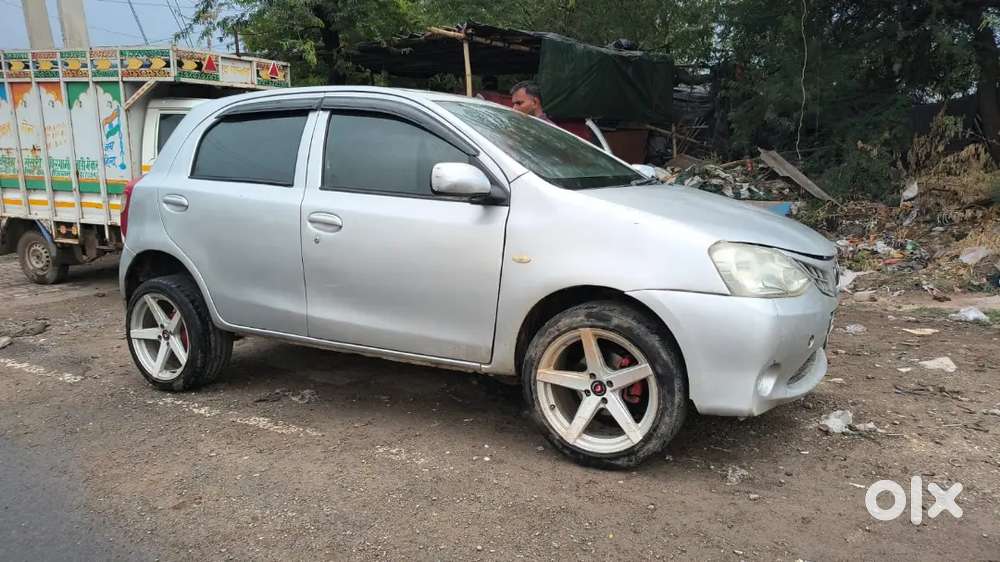Toyota Etios Liva 2011 Petrol 115000 Km Driven