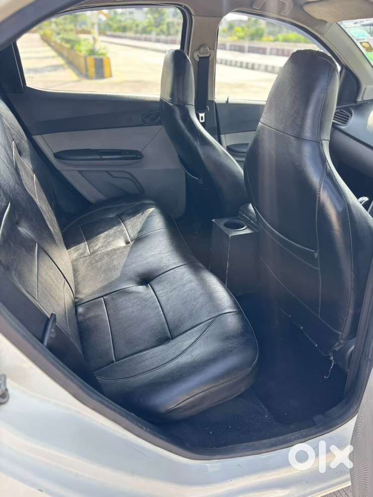 Tata Tiago 1.2 Revotron Xt (o), 2016, Petrol