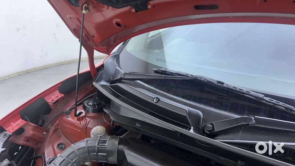 Maruti Suzuki Swift Amt Zxi, 2019, Petrol