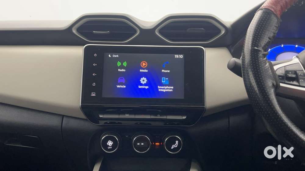 Nissan Magnite 1.0 Xv, 2021, Petrol