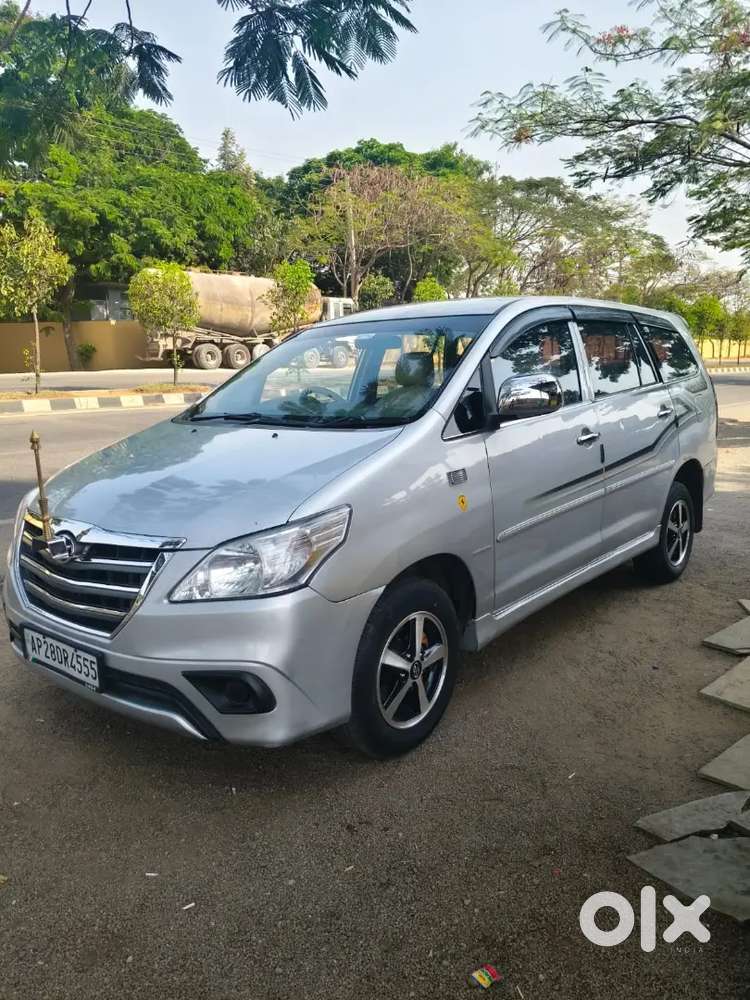 Toyota Innova Diesel 2012