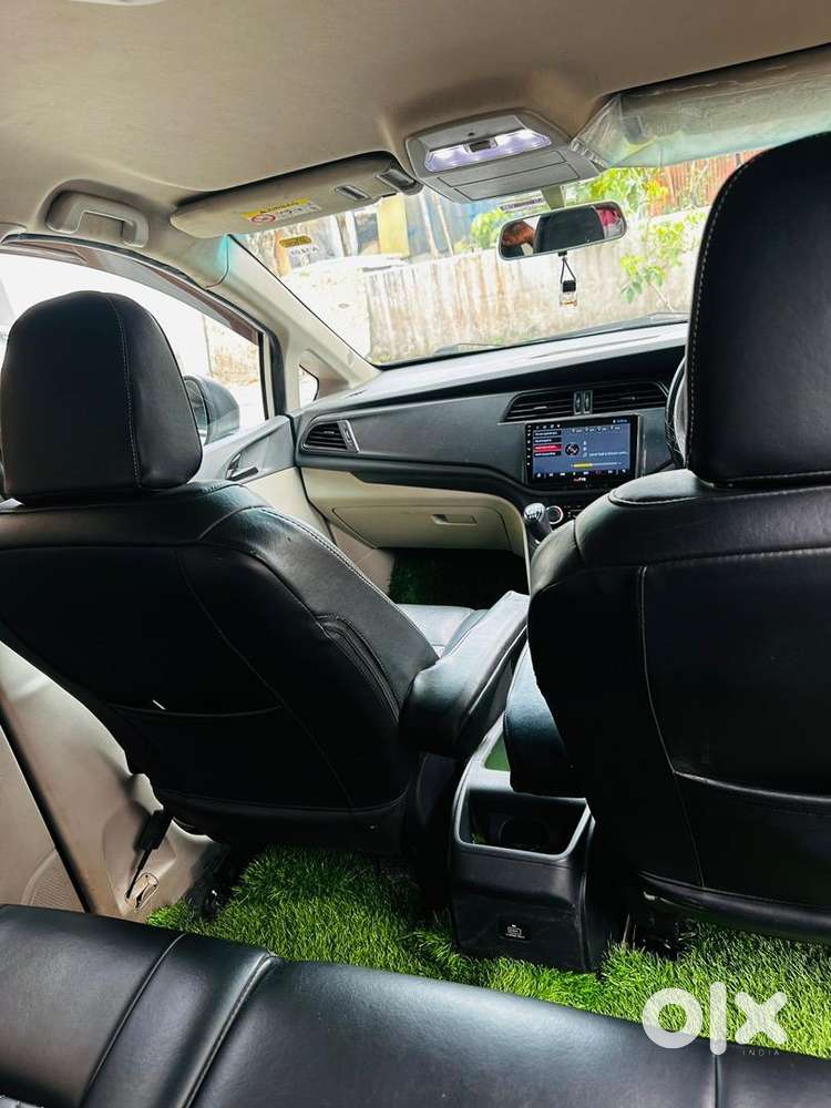 Mahindra Marazzo 2023 Taxi